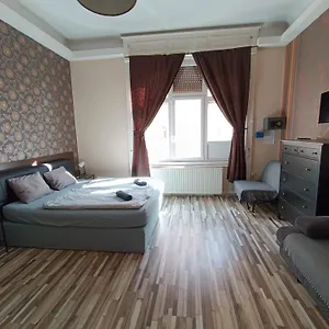 Apartment Liechtenstein, Budapest