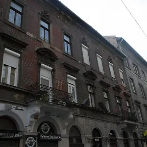 Akacfa 2 Bedroom Center Appartamento